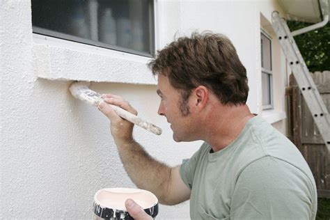 how long should stucco cure before painting? the role of moisture in the curing process